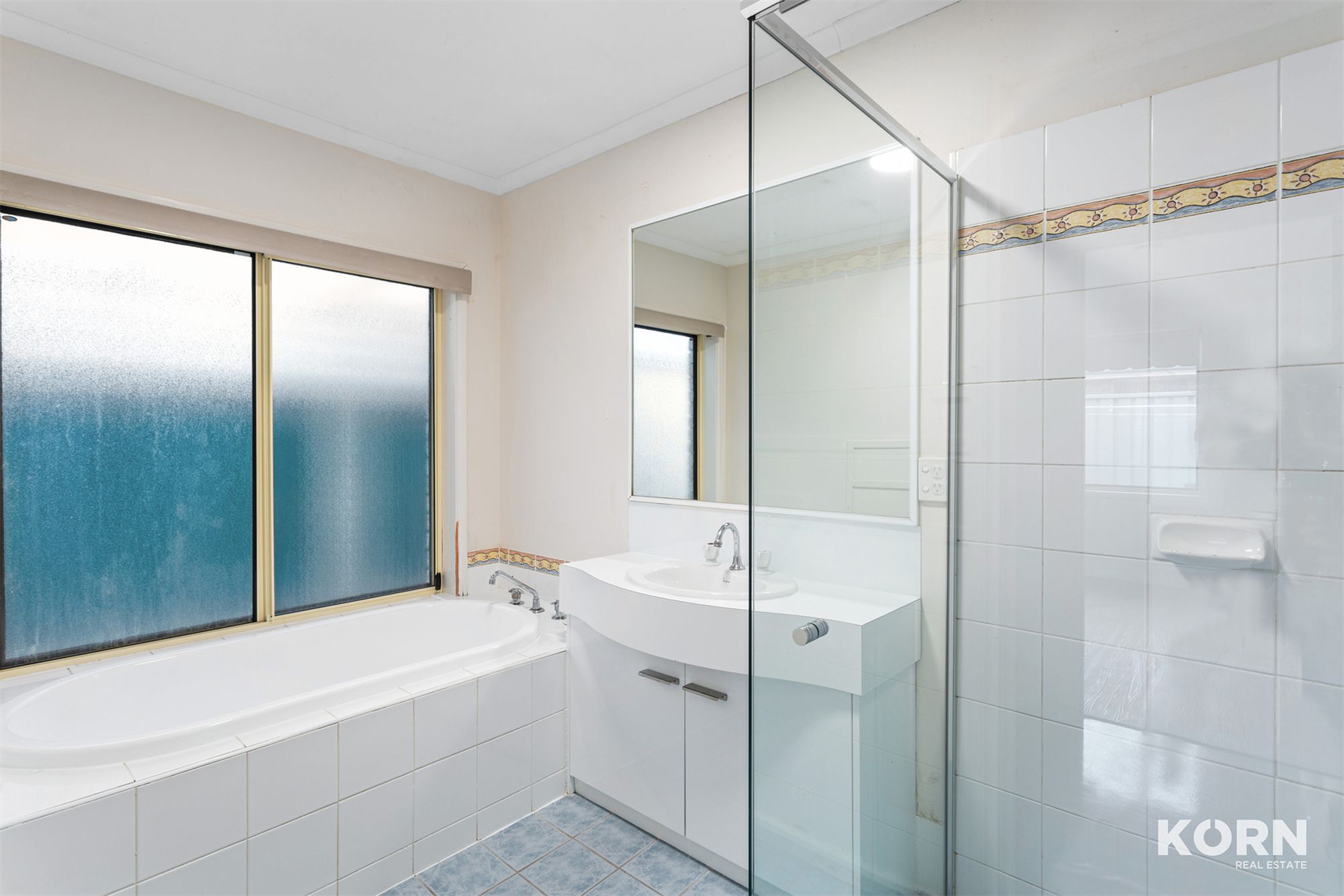 3 Trinity Way, Oakden