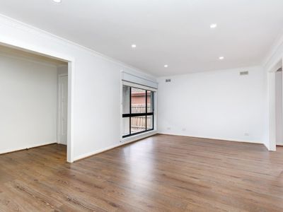27 Strezlecki Grove South, Altona Meadows