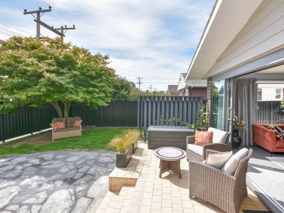 1 Keinan Avenue, Milton