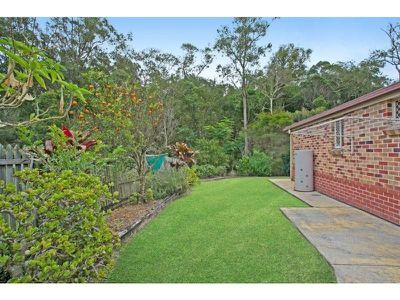 11 Rose Ash Crescent, Noosaville