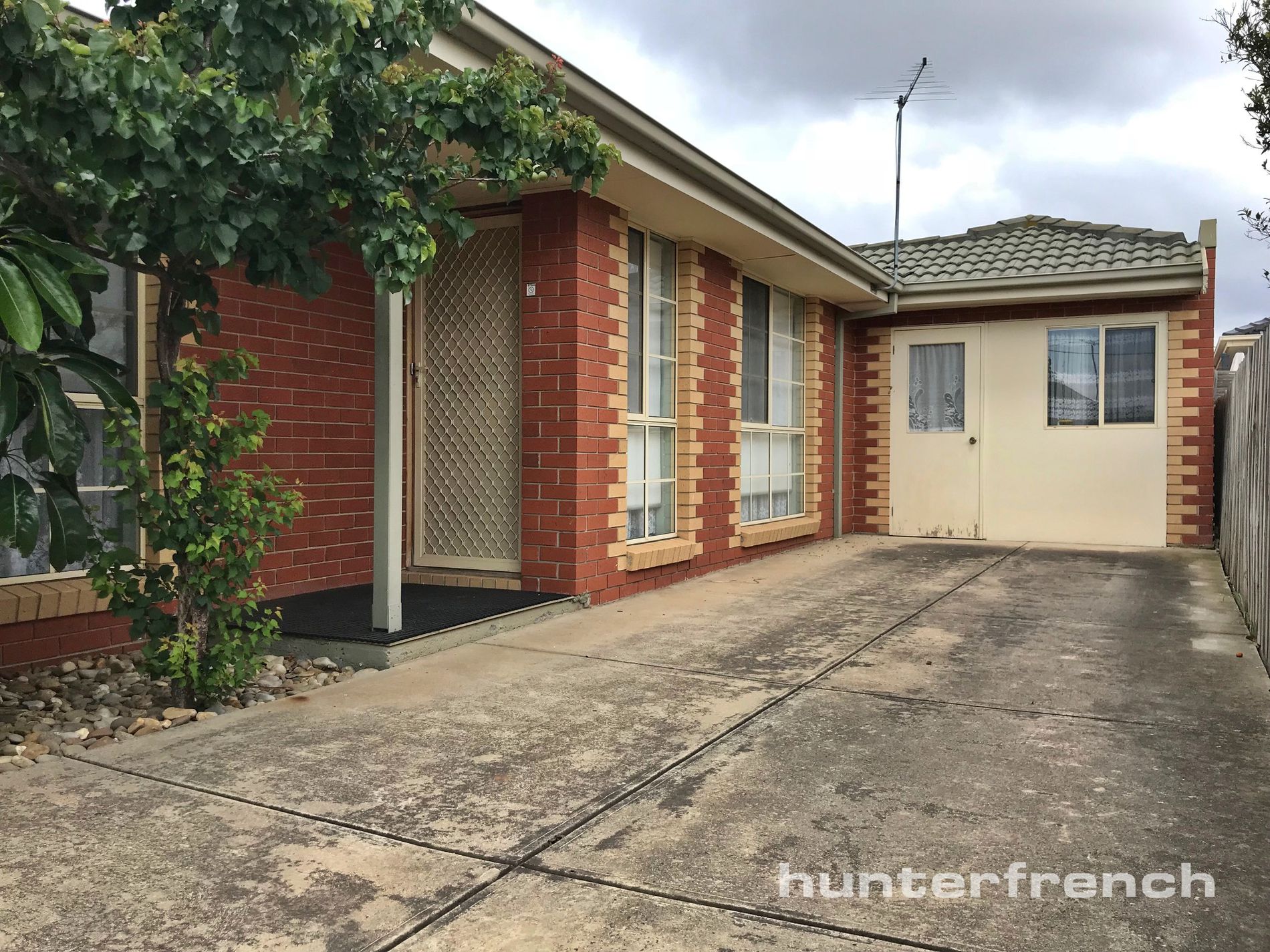 2 / 8 Gibson Court, Altona Meadows