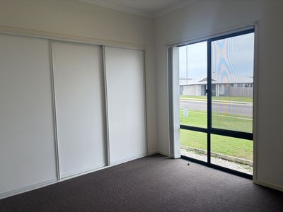 75 Samarai Drive, Nikenbah