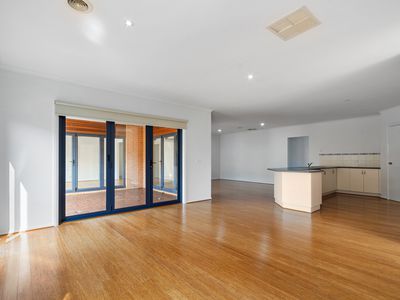 14 Thornley Court, Sale