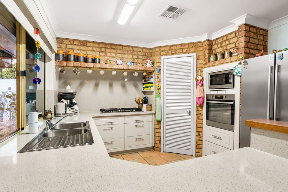 19 Conway Loop, Waikiki