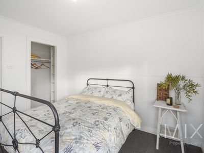 21 Edinburgh Crescent, Goodwood