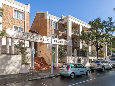 30 / 125 Wellington Street, East Perth