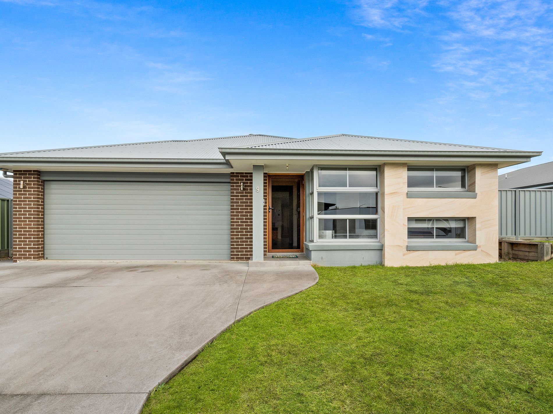 9 Iluka Crescent, Narrawallee