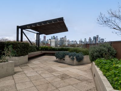 M313 / 188 Macaulay Road, North Melbourne