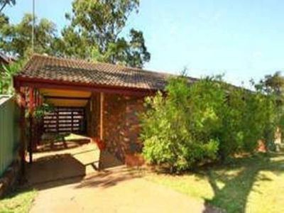 9 Carlon Crescent, Farmborough Heights