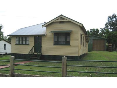 4 Beatrice St, Atherton