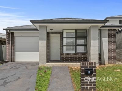 8 Starling Drive, Calderwood