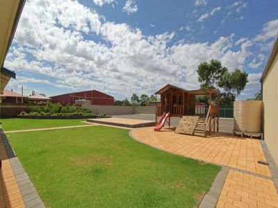 19 Gatacre Drive, Somerville