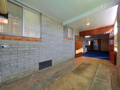 8 Black Street, Norville