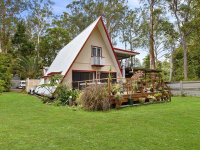 13 Rainforest Court, Boreen Point