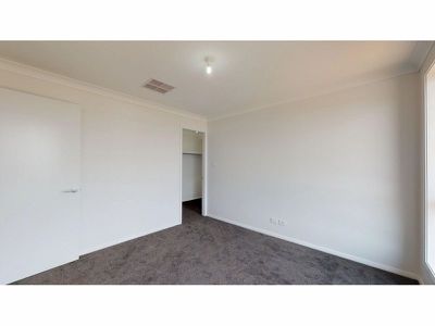 7 Pelagic Court, Dubbo