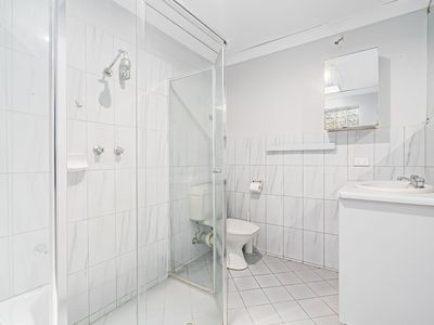 5 / 5 Mooloola Way, West Lakes Shore