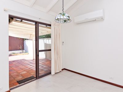 2 / 15 Forrest Street, Subiaco