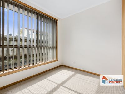 2 / 13 Jenner Street, Wynyard