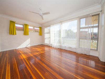 16 Leslie Street, East Ipswich