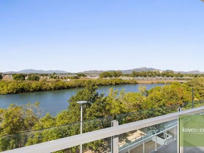 29 / 2-4 Kingsway Place, Townsville City