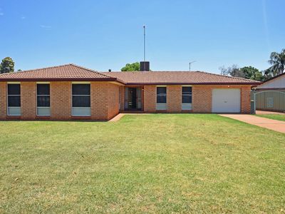 27 Sovereign Street, Dubbo