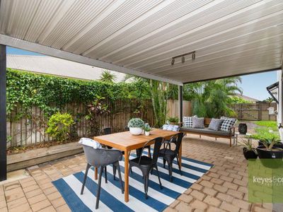 21 Chesterton Court, Kirwan