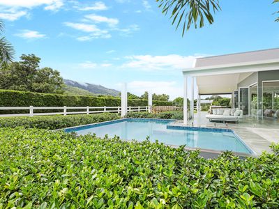 30-32 James Cook Drive, Kewarra Beach