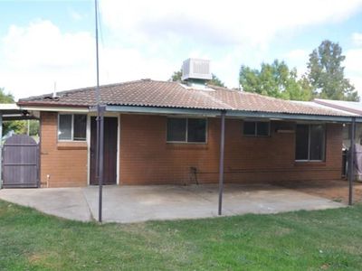 7 Thomson St, Forbes