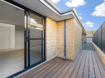 16 Fairmile Street, Bushmead