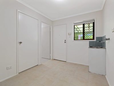 24 Toufik Street, Rochedale South