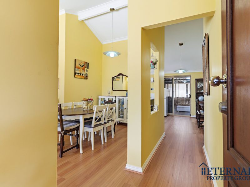 13 Hybanthus Road, Riverton