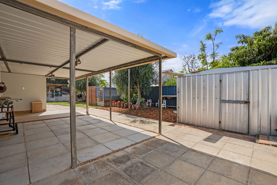 43 TRADE WINDS DRIVE, Safety Bay