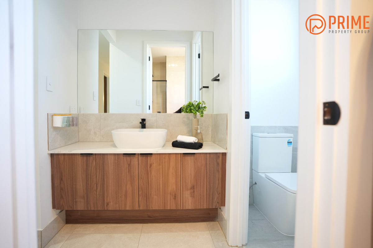 1B Cox Terrace, Northfield