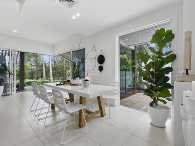 22 Lakeside Drive, Peregian Springs