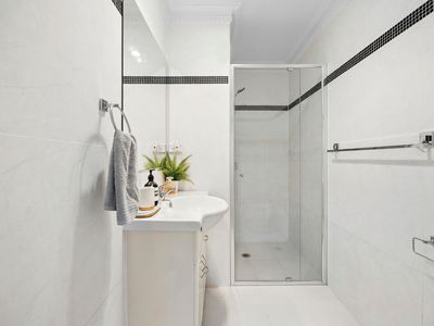 2/1 Magdala Road, North Ryde