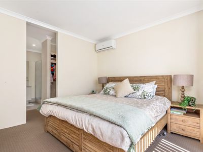 52 Namatjira Way, Kenwick