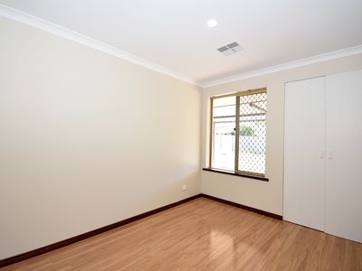 22 Roger Street, Midland