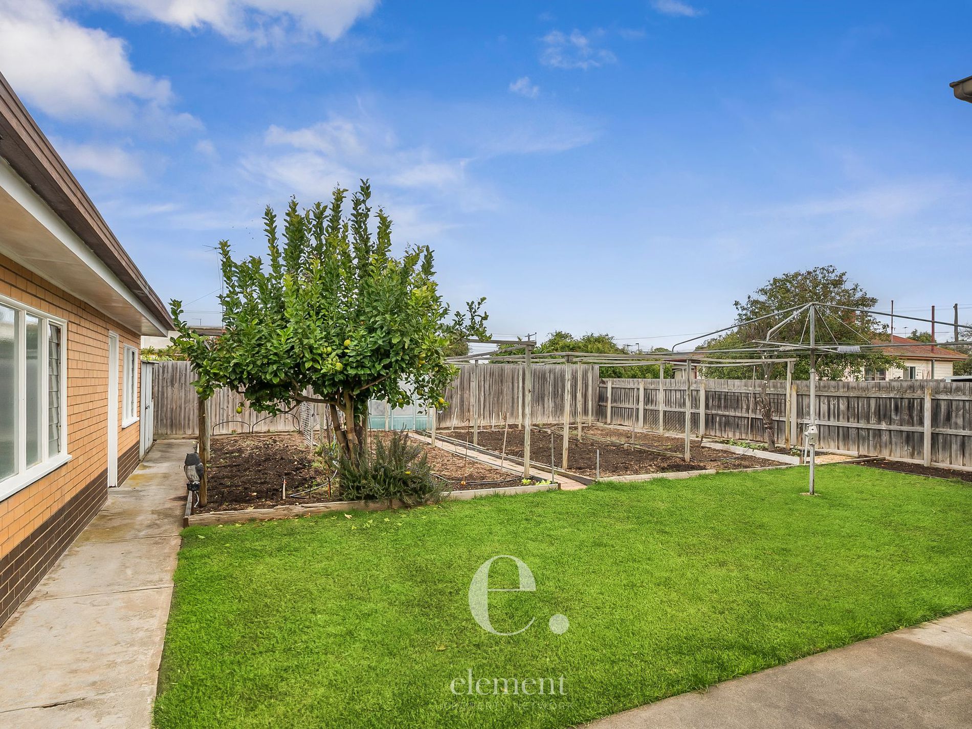 22 Charlotte Avenue, Newcomb