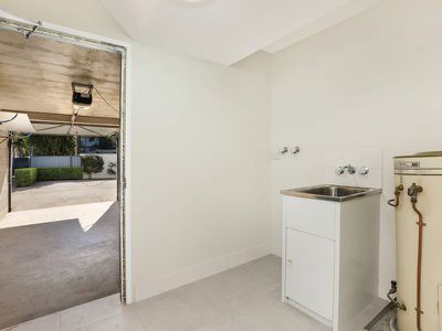 1 / 88-90 River Esplanade, Mooloolaba