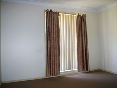 11 Flinders Close, Dubbo