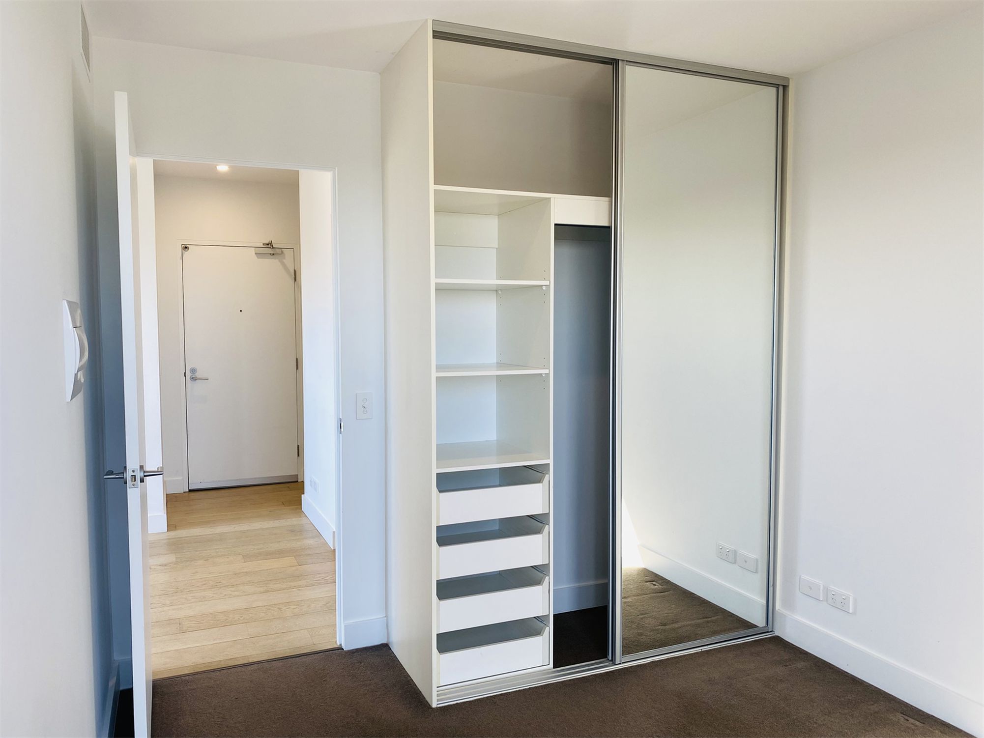 1207 / 421 King William Street, Adelaide