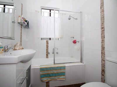 180 George Street, Bathurst