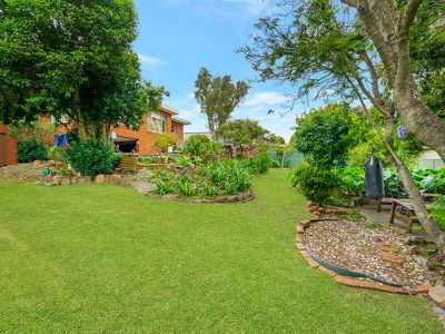 30 Hilltop Crescent, Campbelltown