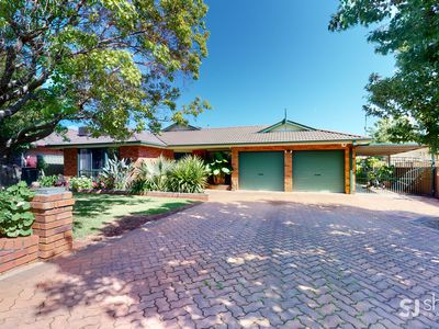 42 Eden Park Avenue, Dubbo