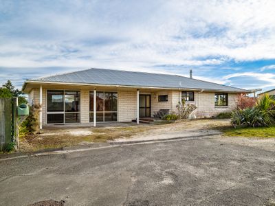 22 Halkirk Street, Karitane