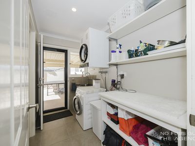 32 Carr Crescent, Warwick