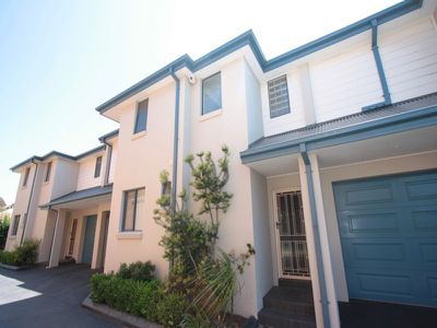 2 / 4A Marsden Road, West Ryde