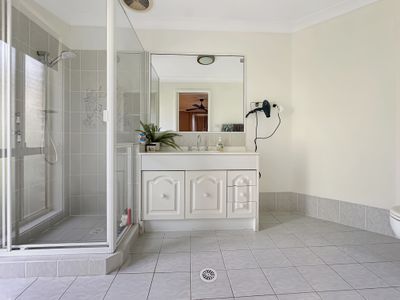 1 The Parkway, Mallabula