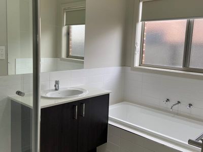 81 Bluebell Drive, Craigieburn