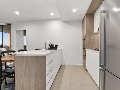 1005 / 123 Cavendish Road, Coorparoo